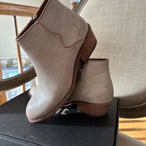 Frye Beige Leather Ankle Boots